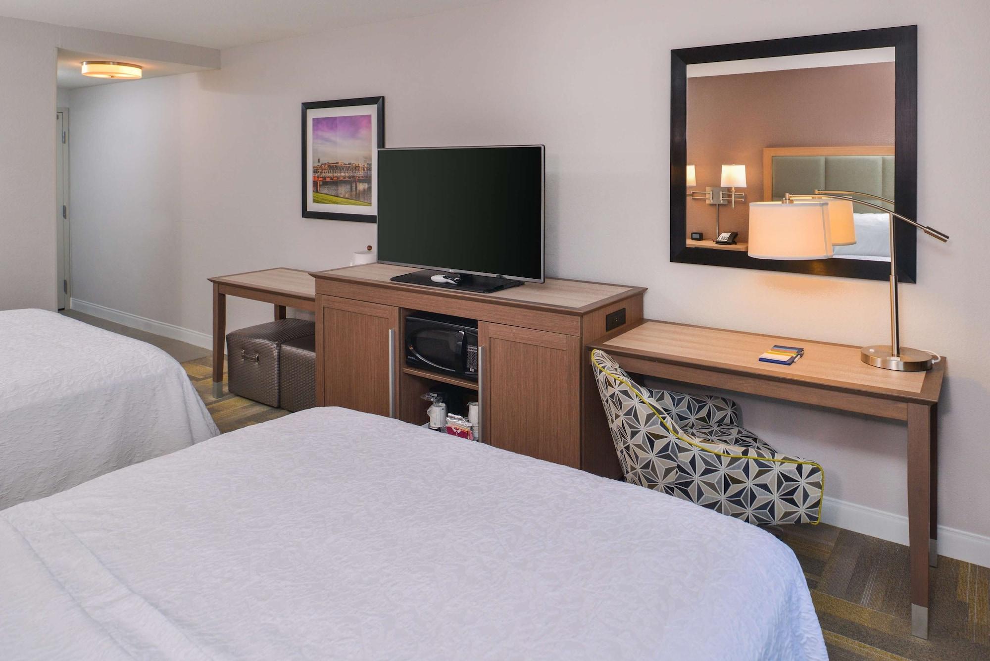 Hampton Inn And Suites Altoona-Des Moines By Hilton Εξωτερικό φωτογραφία