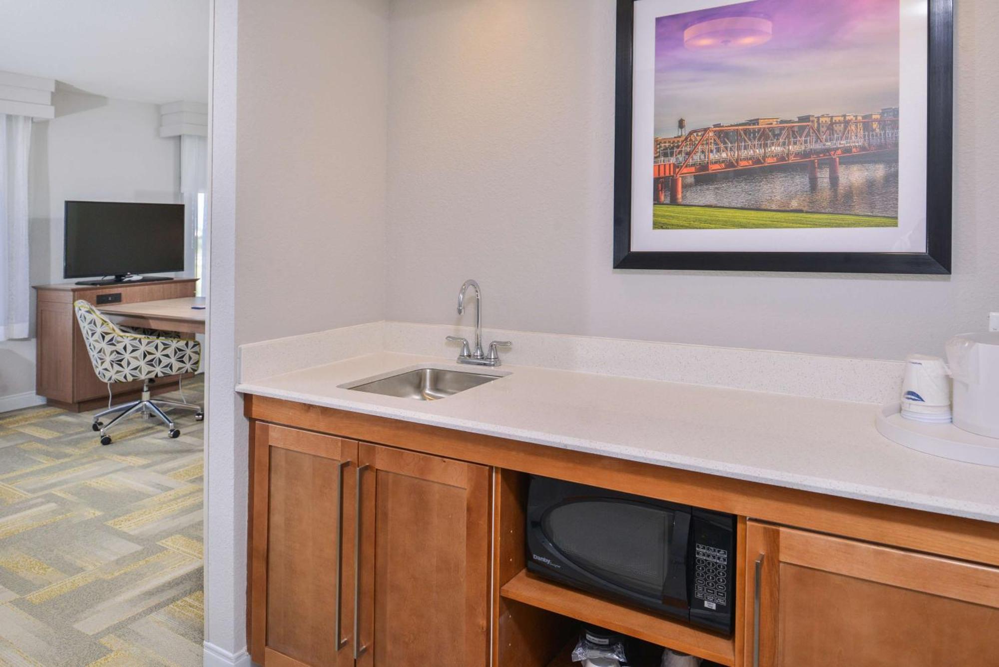 Hampton Inn And Suites Altoona-Des Moines By Hilton Εξωτερικό φωτογραφία