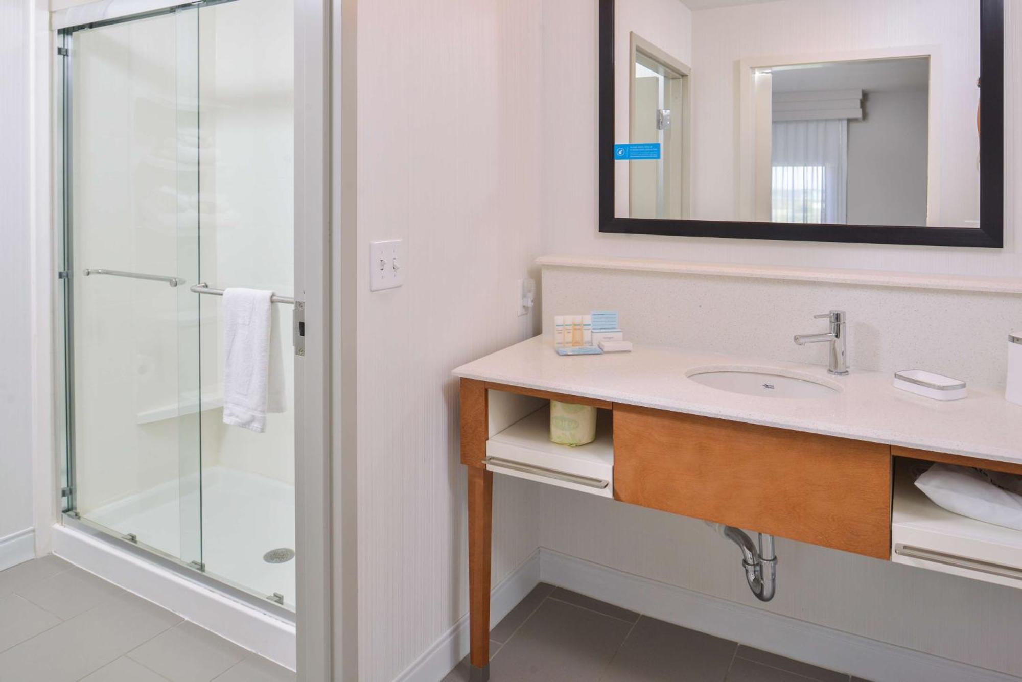 Hampton Inn And Suites Altoona-Des Moines By Hilton Εξωτερικό φωτογραφία