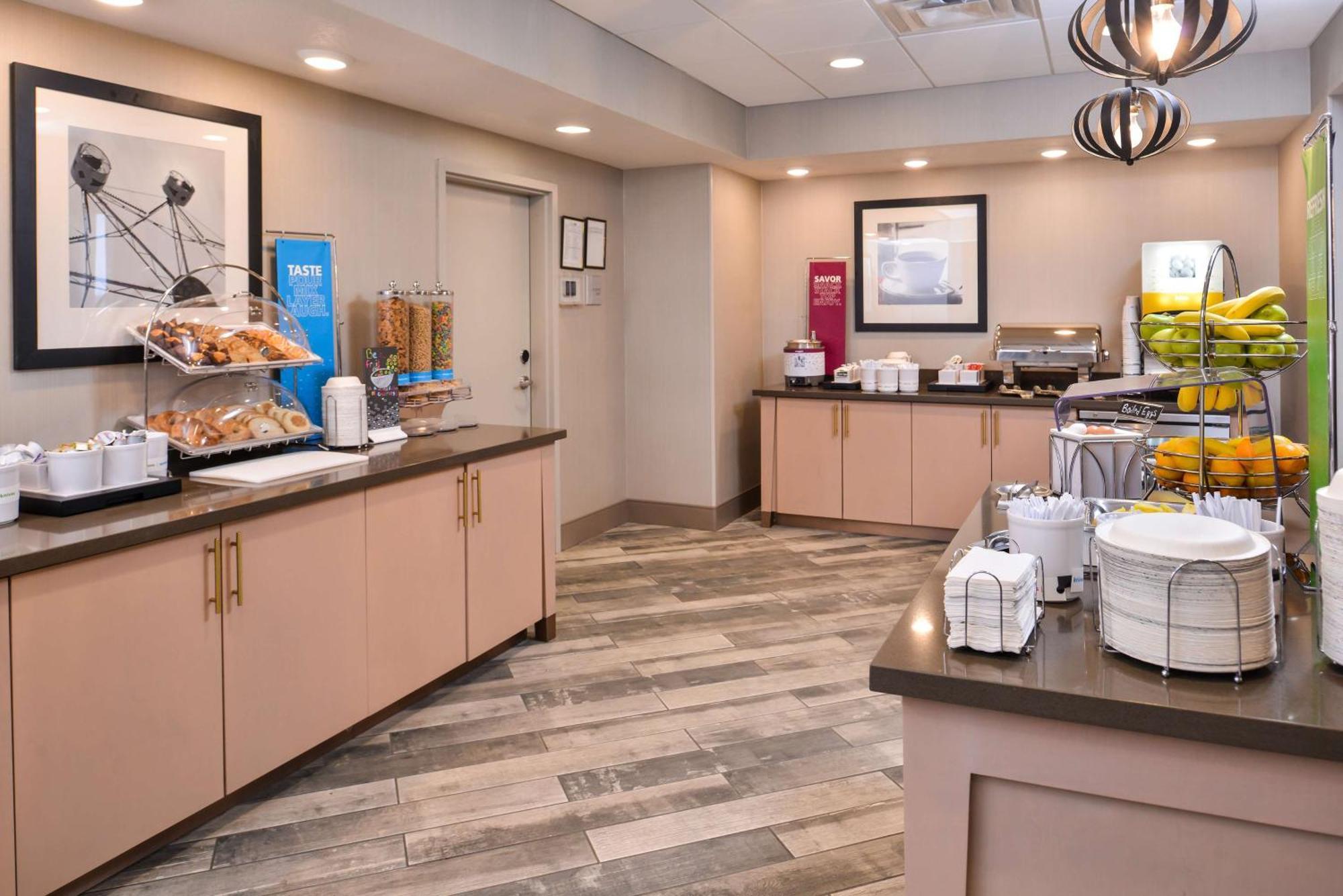 Hampton Inn And Suites Altoona-Des Moines By Hilton Εξωτερικό φωτογραφία