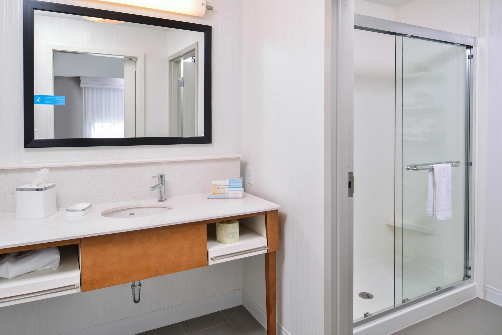 Hampton Inn And Suites Altoona-Des Moines By Hilton Εξωτερικό φωτογραφία